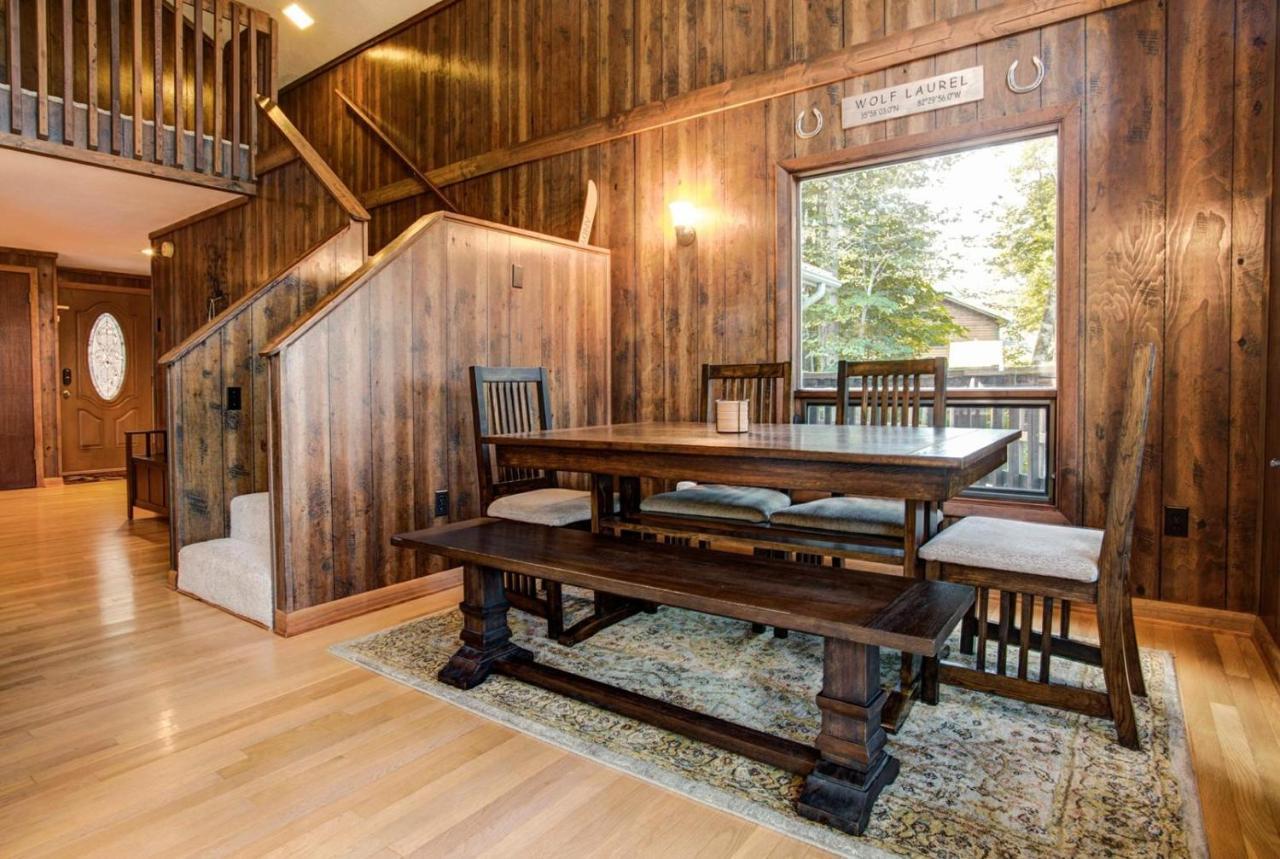 Wolf Ridge Retreat Villa Swiss ภายนอก รูปภาพ