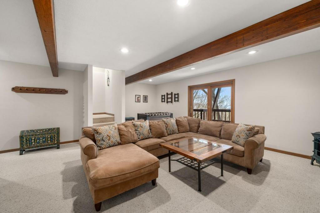 Wolf Ridge Retreat Villa Swiss ภายนอก รูปภาพ