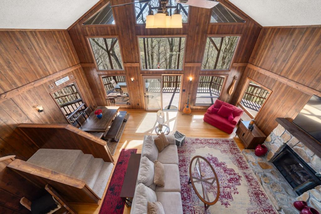 Wolf Ridge Retreat Villa Swiss ภายนอก รูปภาพ