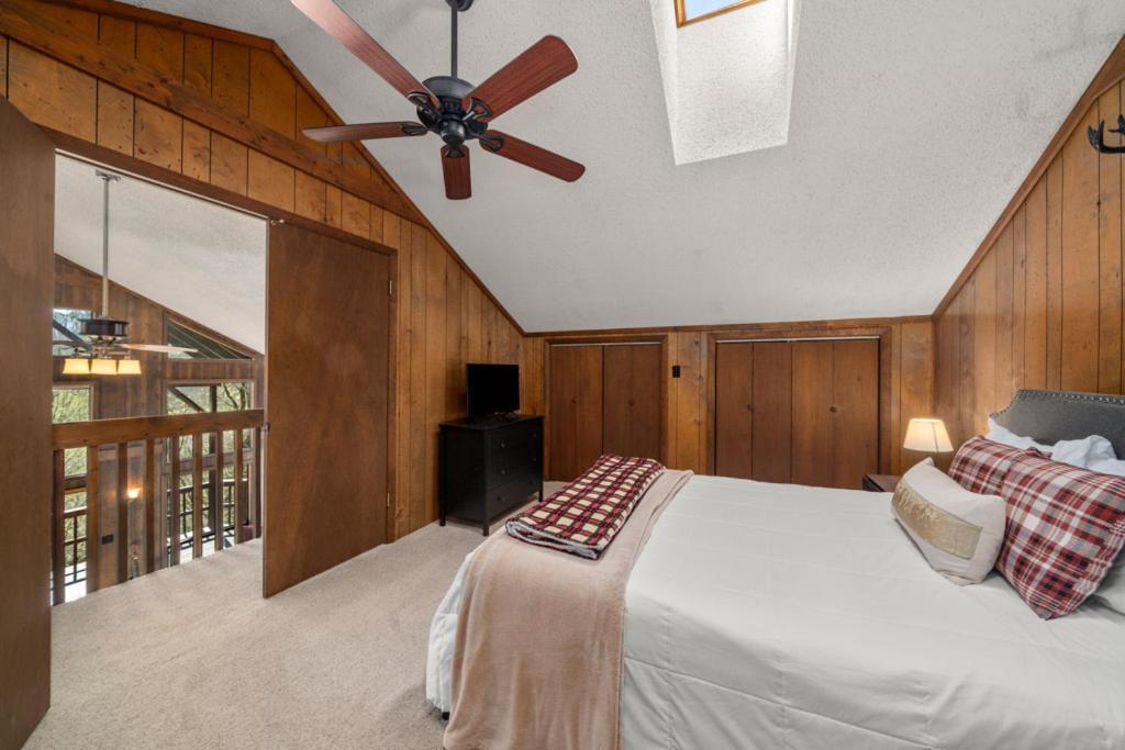 Wolf Ridge Retreat Villa Swiss ภายนอก รูปภาพ
